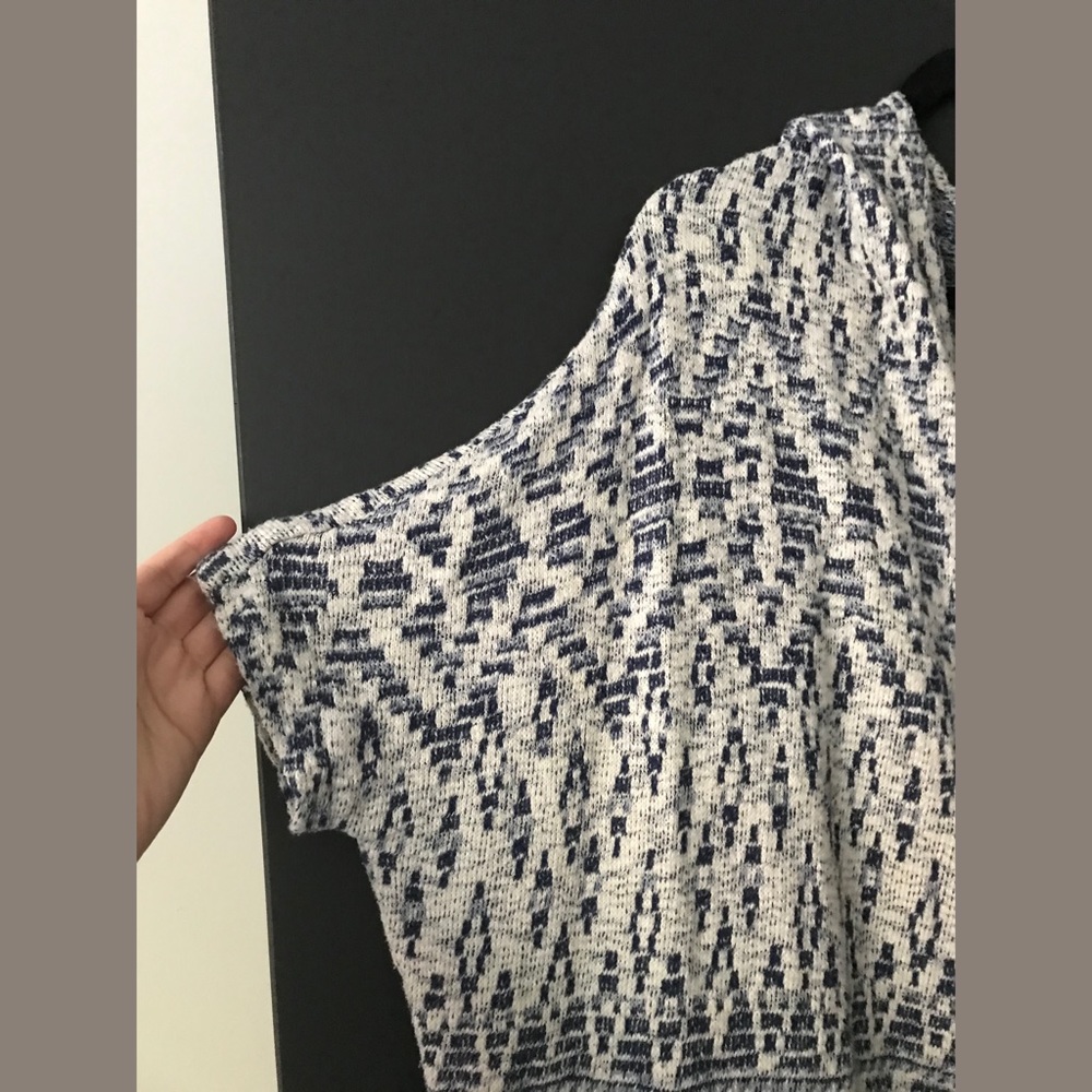 H&M Cardigan - Picture 2 of 4